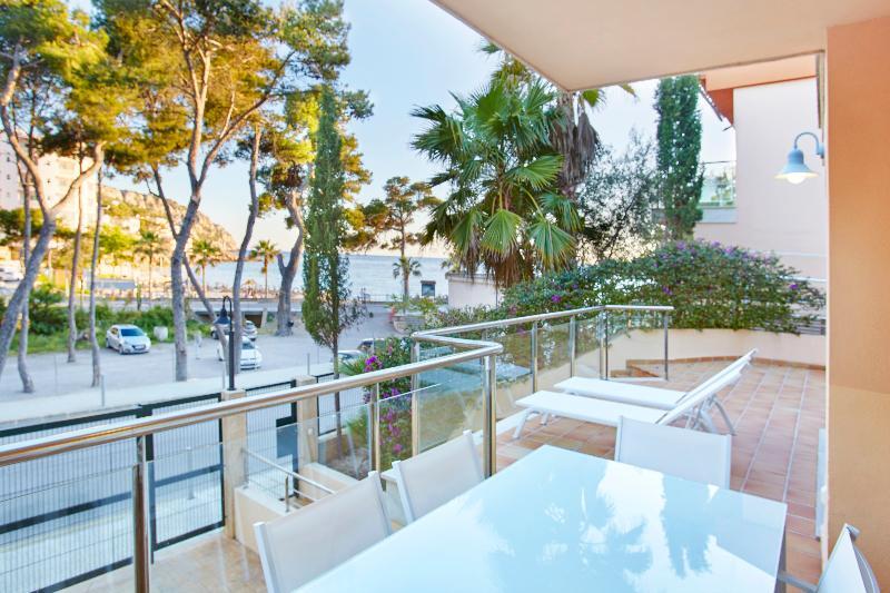 Universal Aparthotel Don Camilo Sant Elm Kültér fotó